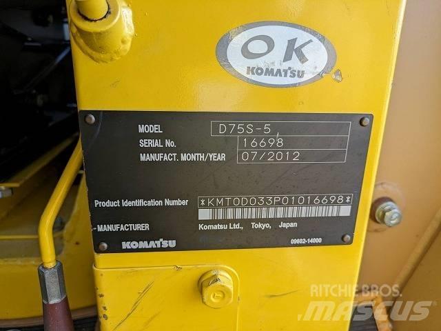 Komatsu D 75 S-5 Верижен товарач