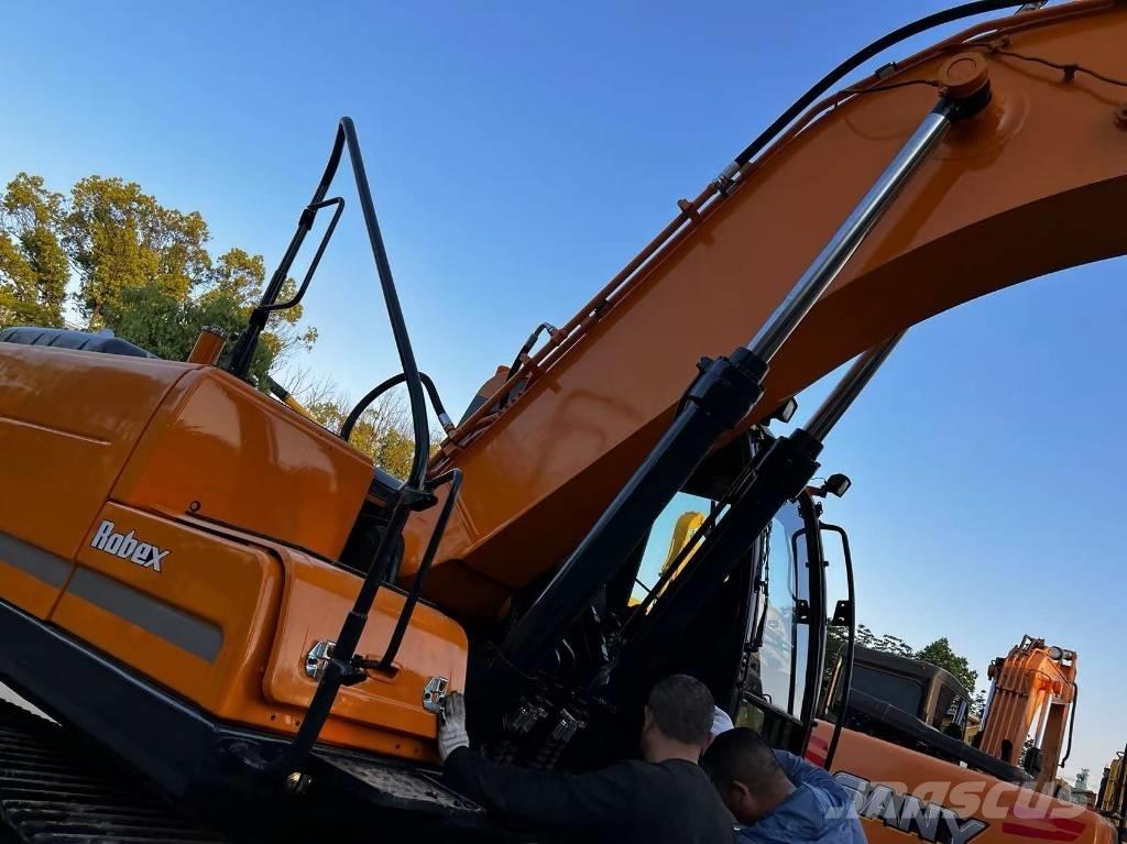 Hyundai 220 LC -9S Верижен екскаватор