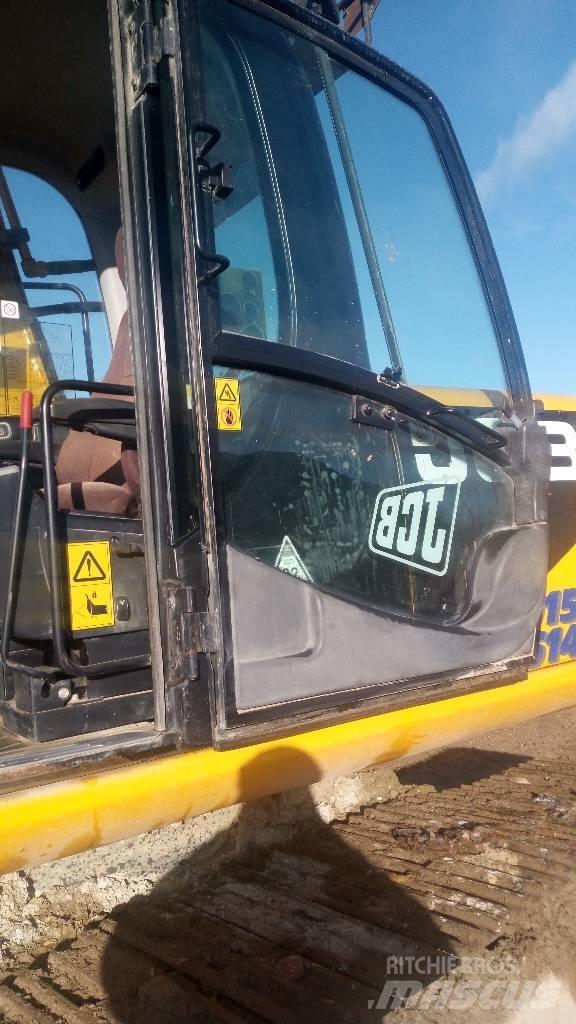 JCB JS 220 LC Верижен екскаватор