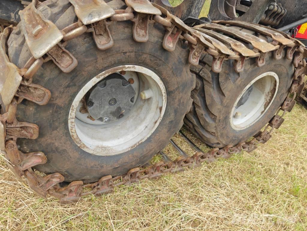 Komatsu 855 Форуардери