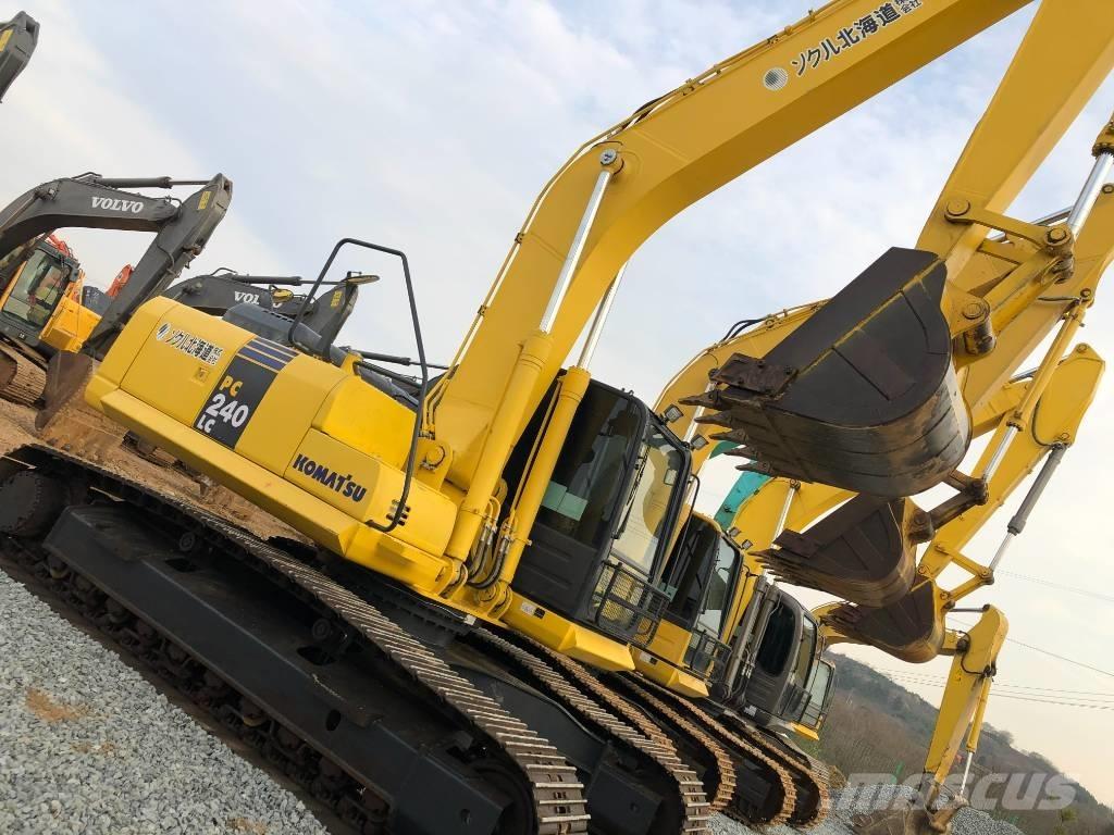 Komatsu 240-8 Верижен екскаватор