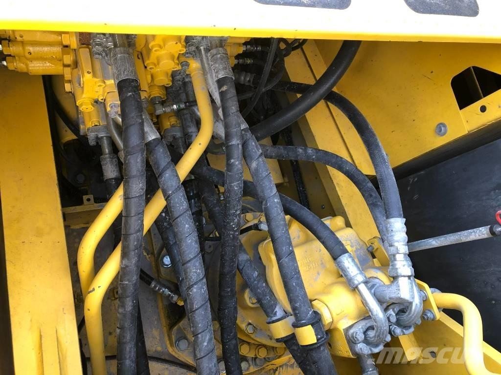 Komatsu 240-8 Верижен екскаватор