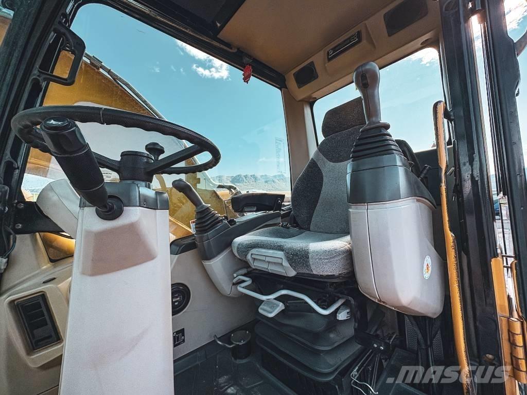CAT M 313 C Колесни екскаватори