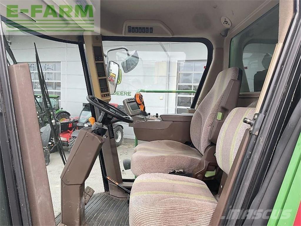 John Deere t560hm Комбайни