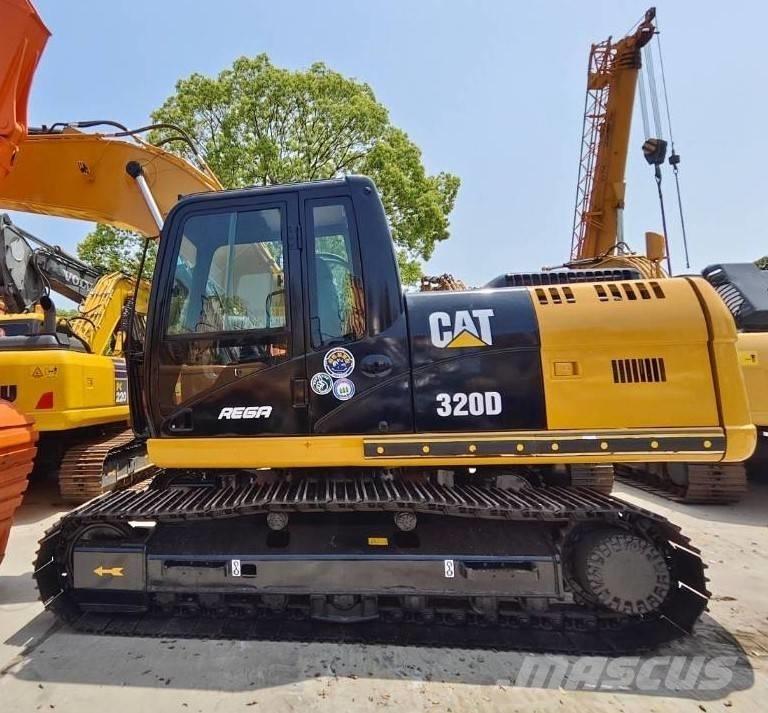 CAT 320 D Верижен екскаватор