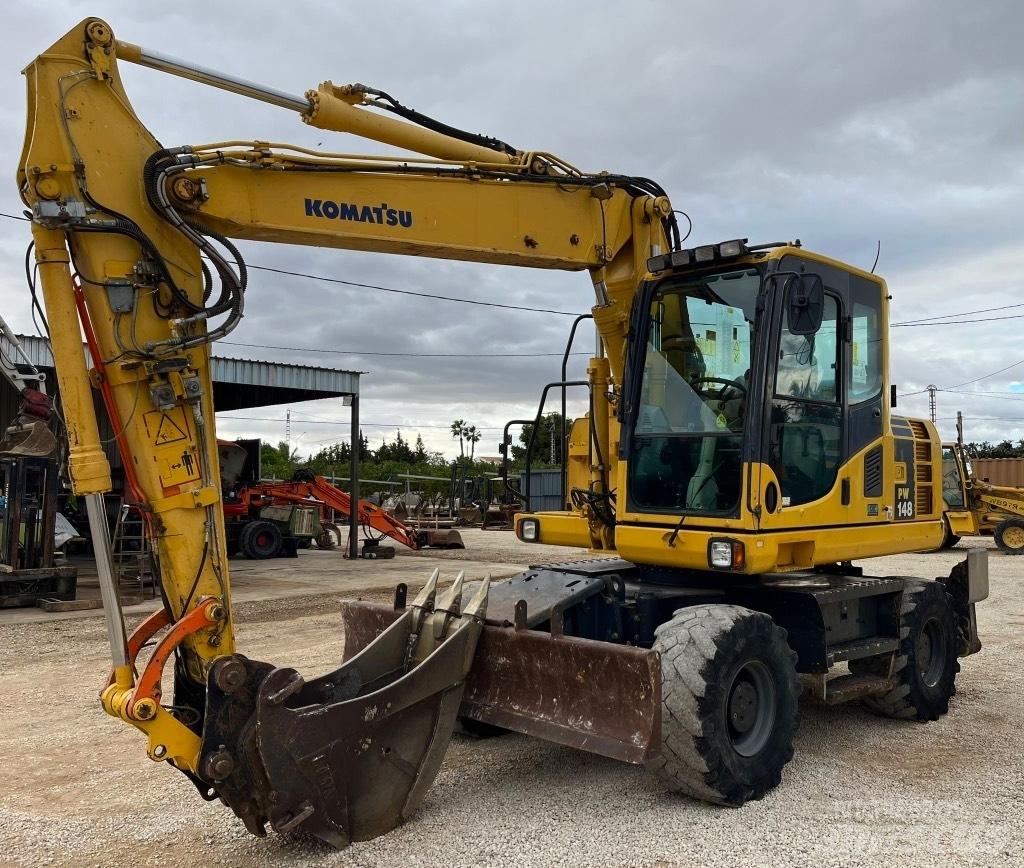 Komatsu PW148-8 Колесни екскаватори
