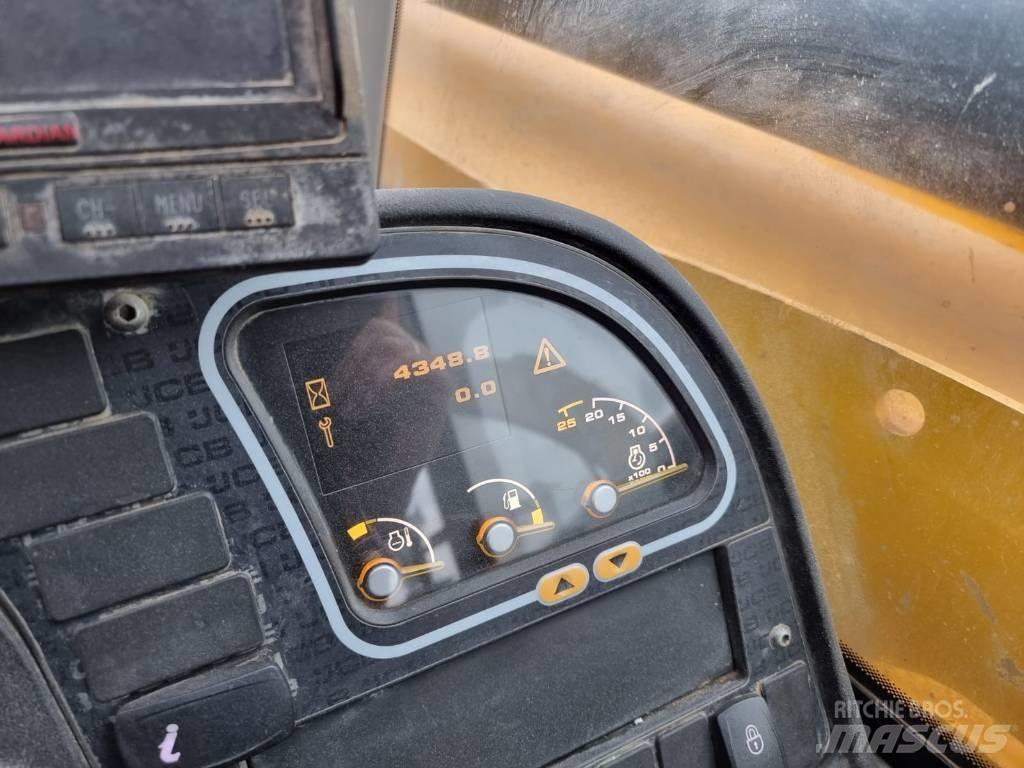 JCB 540-170 Телескопични товарачи