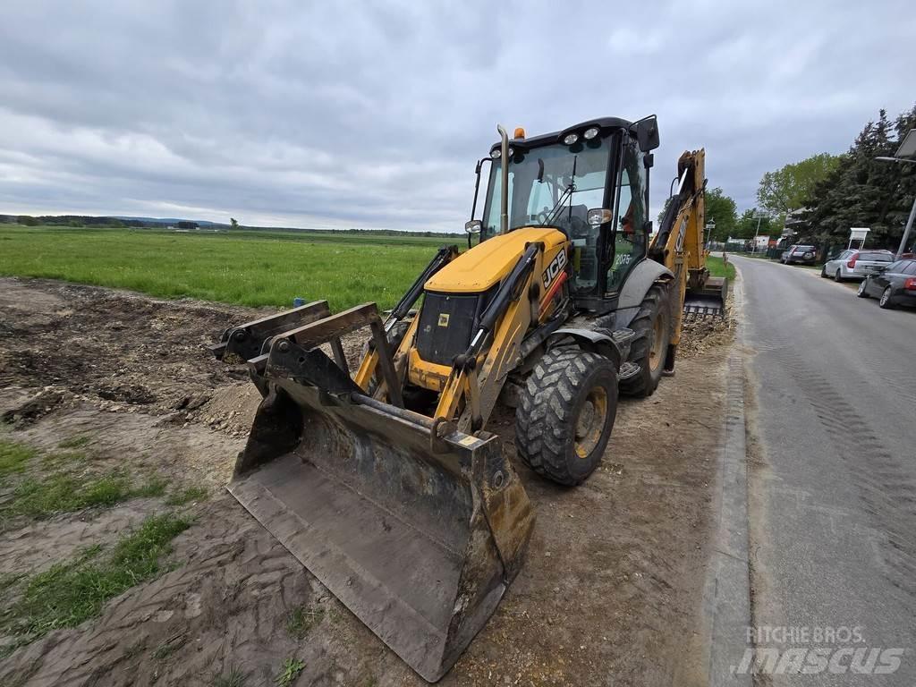 JCB 3CX Товарач със заден ексватор