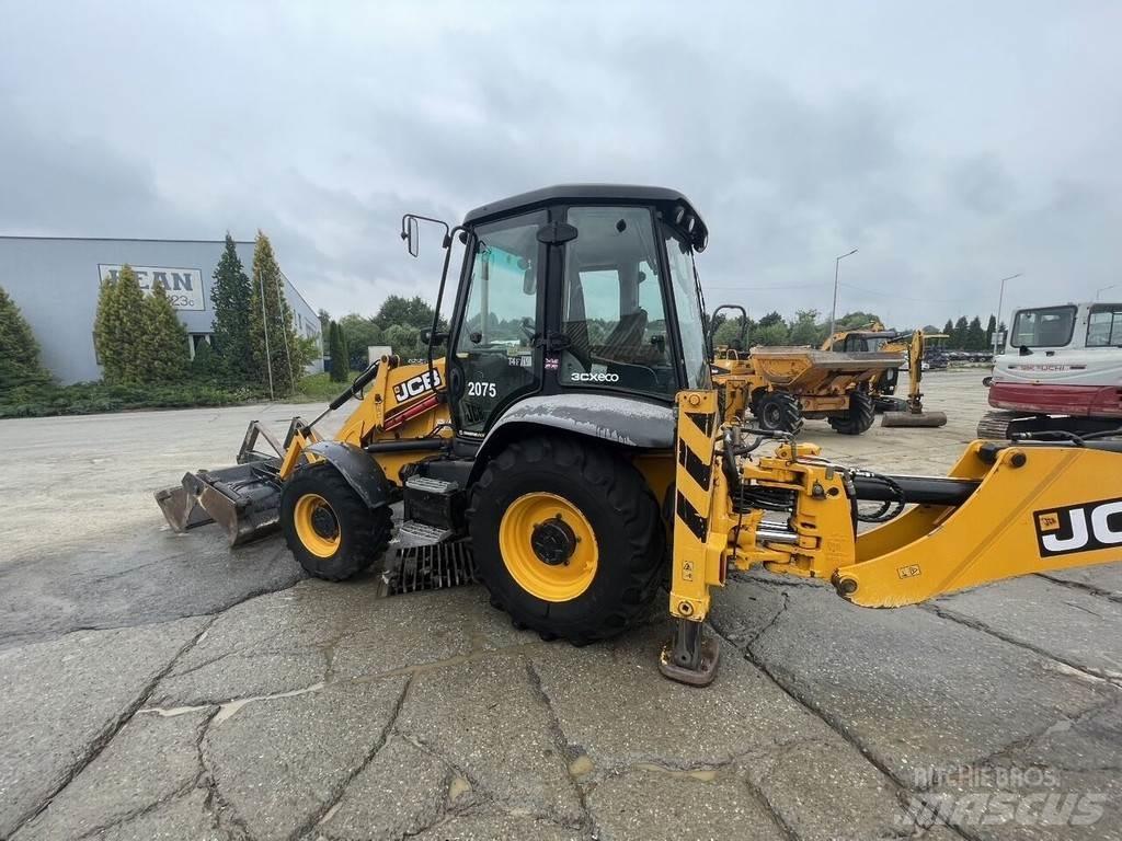 JCB 3CX Товарач със заден ексватор