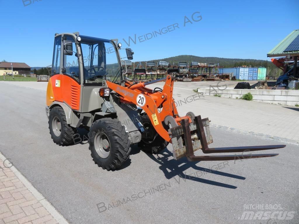 Atlas AR 35 Колесни товарачи