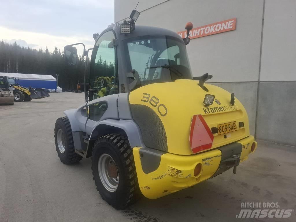 Kramer 380 Колесни товарачи