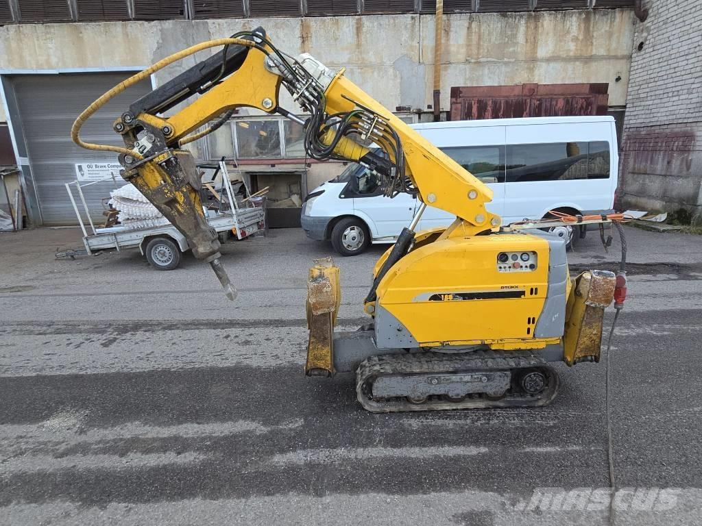 Brokk 180 Багери за разрушаване
