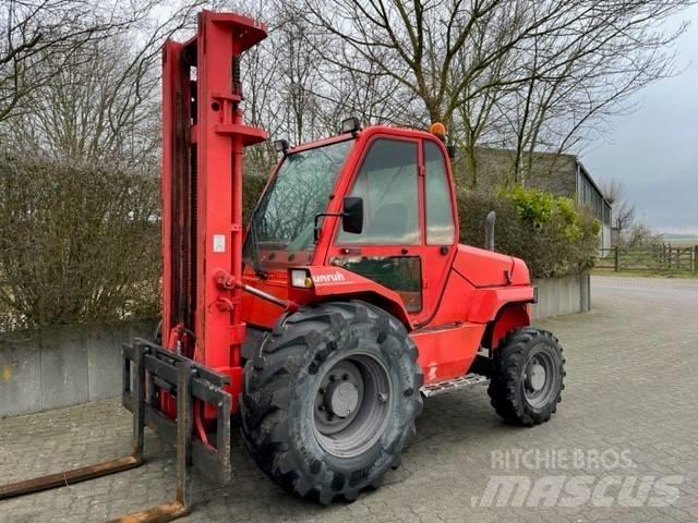 Manitou M 26.4 Камиони за херавни местности
