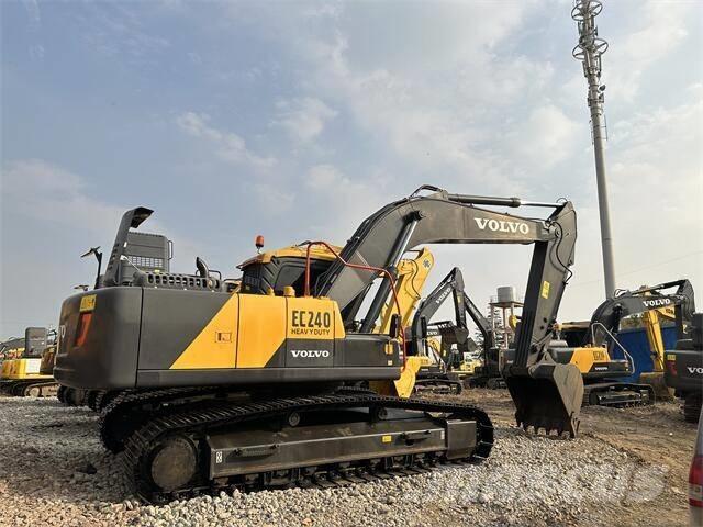 Volvo EC240 Верижен екскаватор
