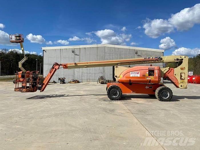 JLG 800AJ Съчленени стрелови подемници