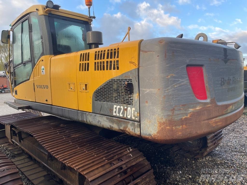 Volvo EC210C Верижен екскаватор
