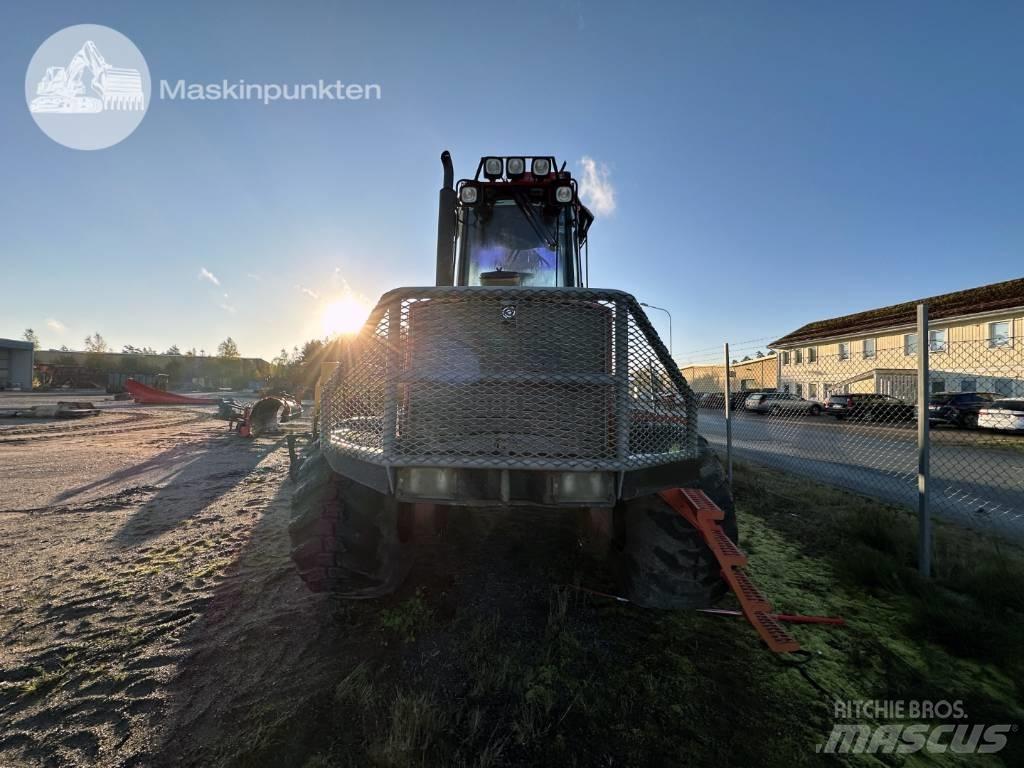 Valmet 890.3 Форуардери
