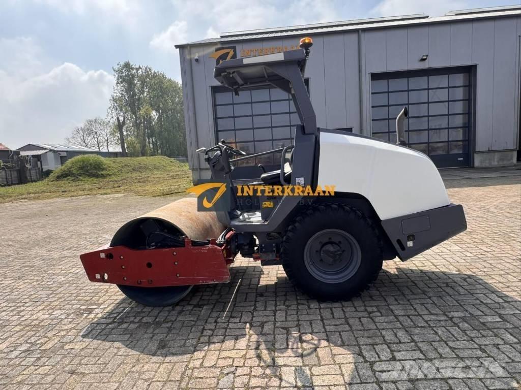 Dynapac CA 1300 D Еднобарабанни ролки
