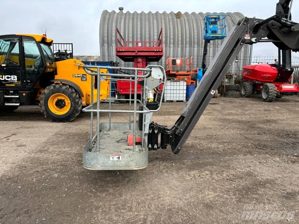 Manitou 220 TJ Телескопични повдигачи
