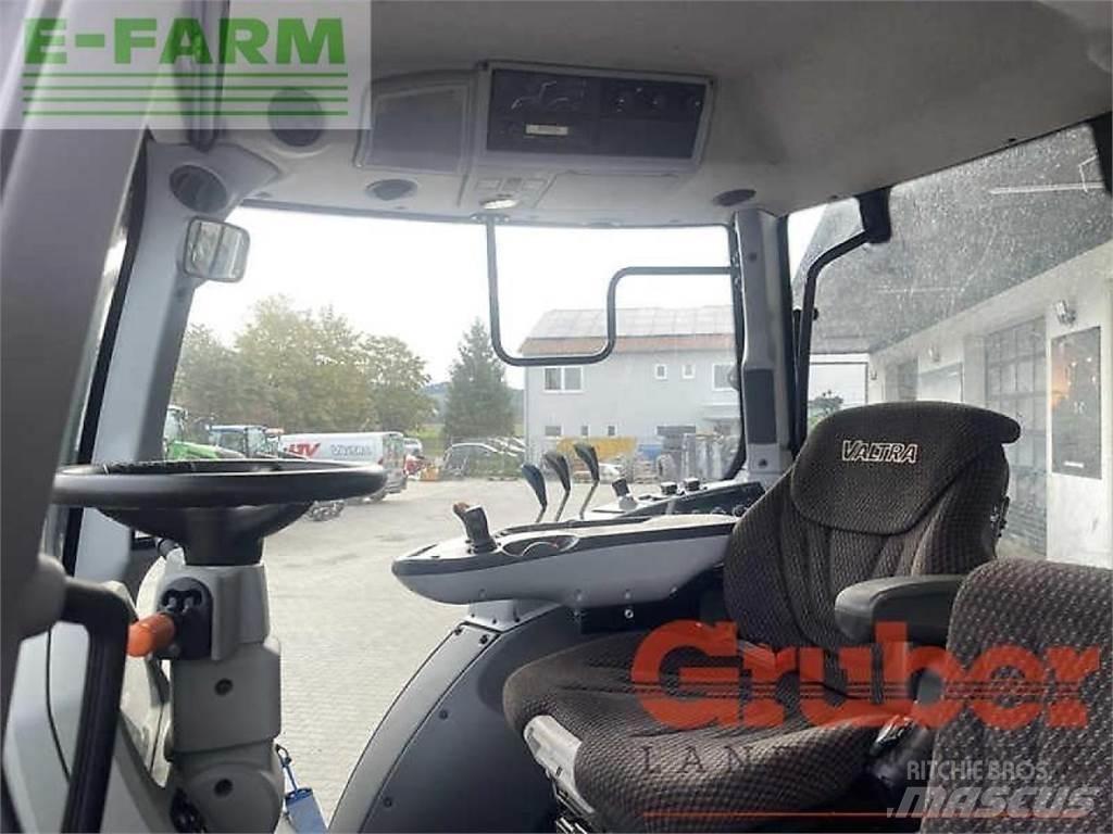 Valtra g 105 v 1b9 Трактори