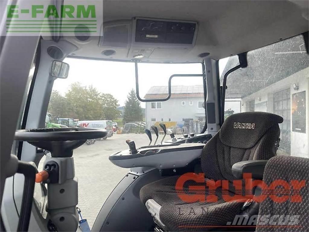 Valtra g 105 v 1b9 Трактори