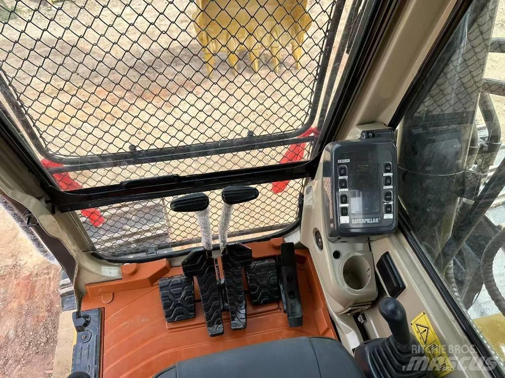 CAT 330 B Верижен екскаватор
