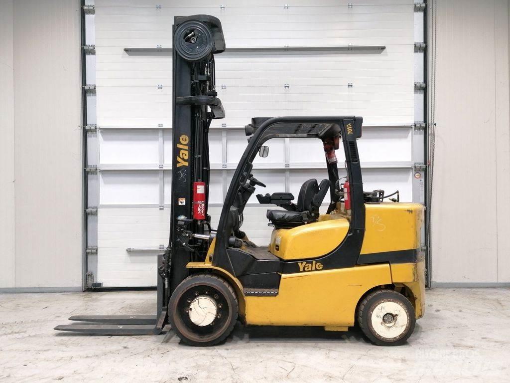 Yale VX70 Камиони с АГУ