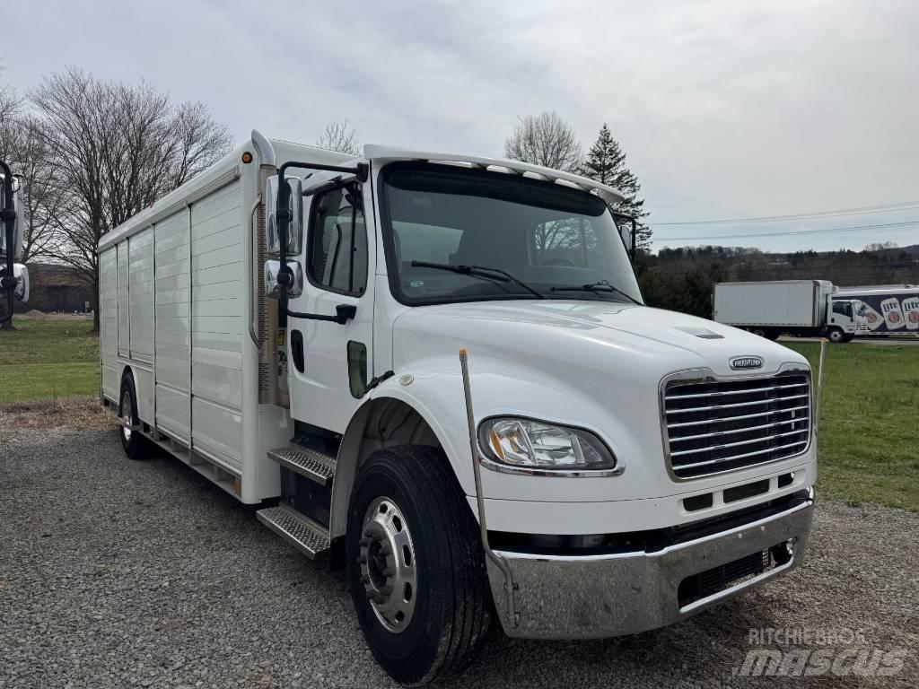 Freightliner M2 Товарни камиони за напитки
