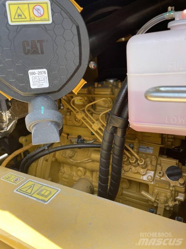 CAT 305.5 Верижен екскаватор