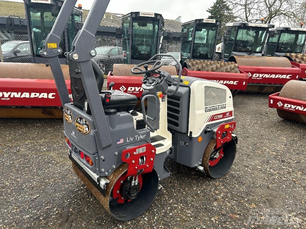 Dynapac CC 900 Двойни барабанни ролки
