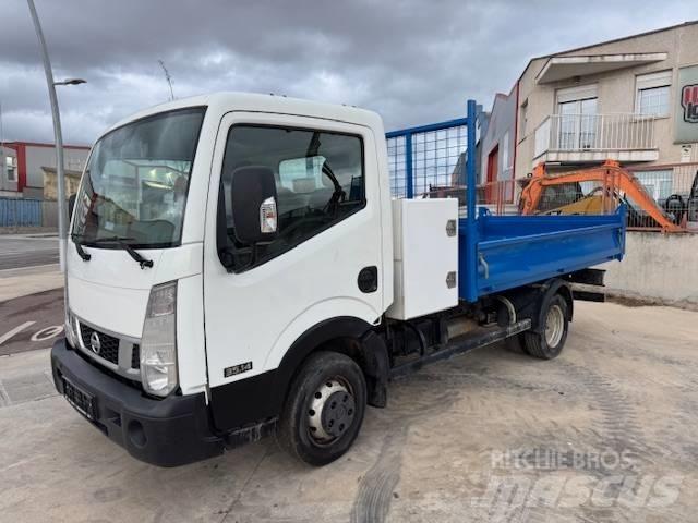 Nissan CABSTAR 35.14 Пикапи