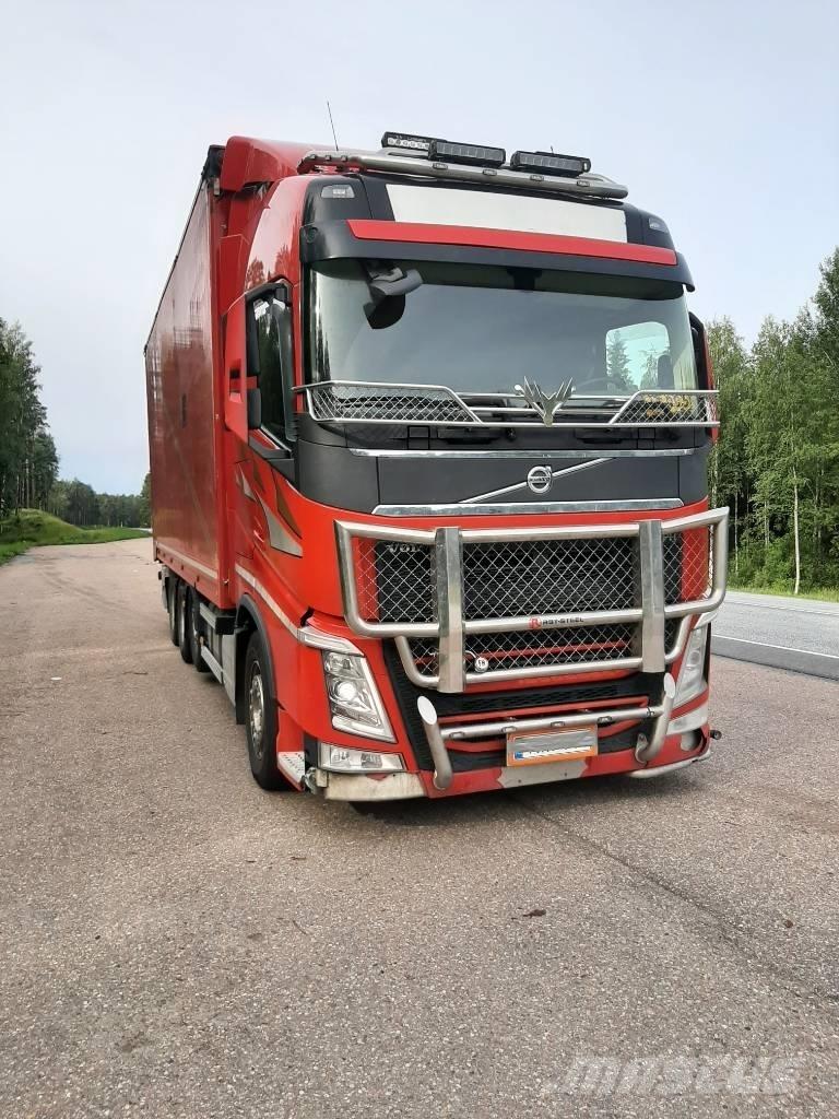 Volvo FH 13 Камиони за дървени стърготини
