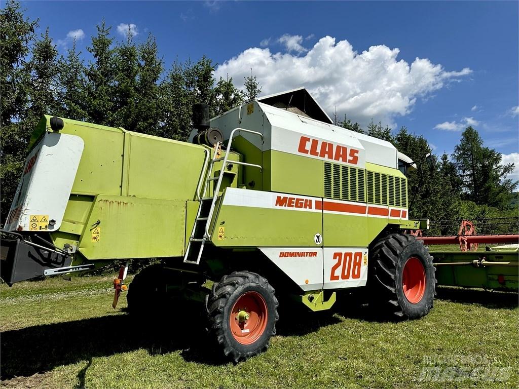CLAAS Mega 208 Комбайни