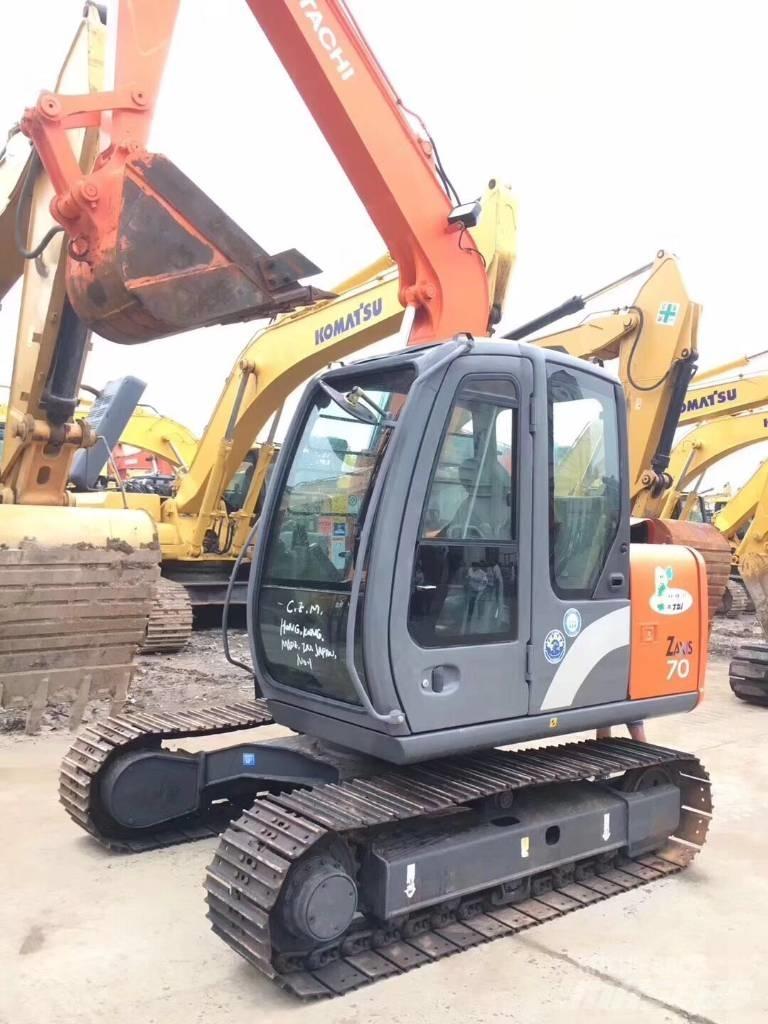 Hitachi zx70 Средни екскаватори 7т - 12т