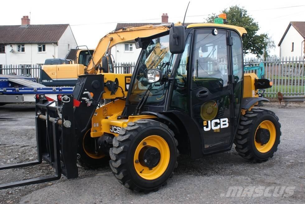 JCB 514-40 CON Телескопични товарачи