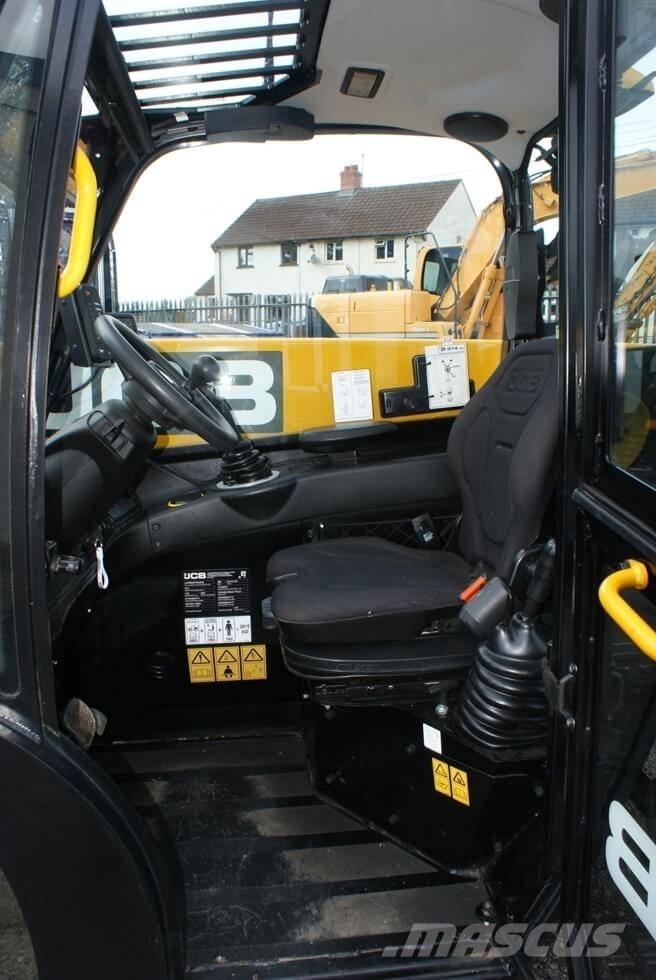 JCB 514-40 CON Телескопични товарачи