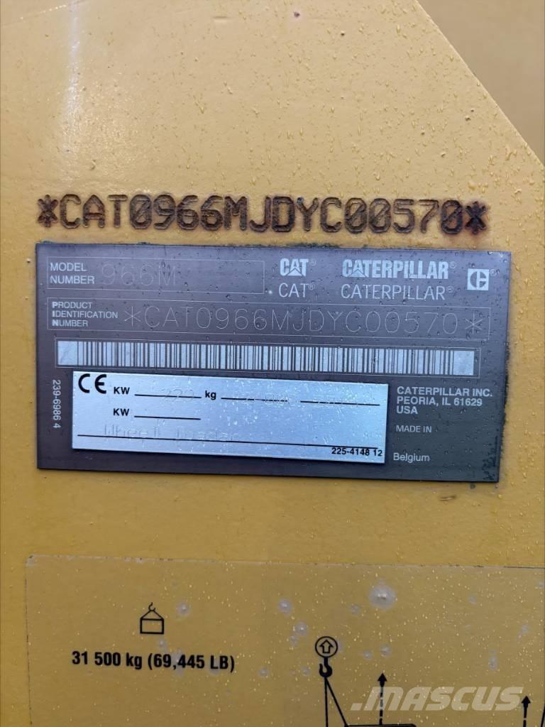 CAT 966 M Колесни товарачи