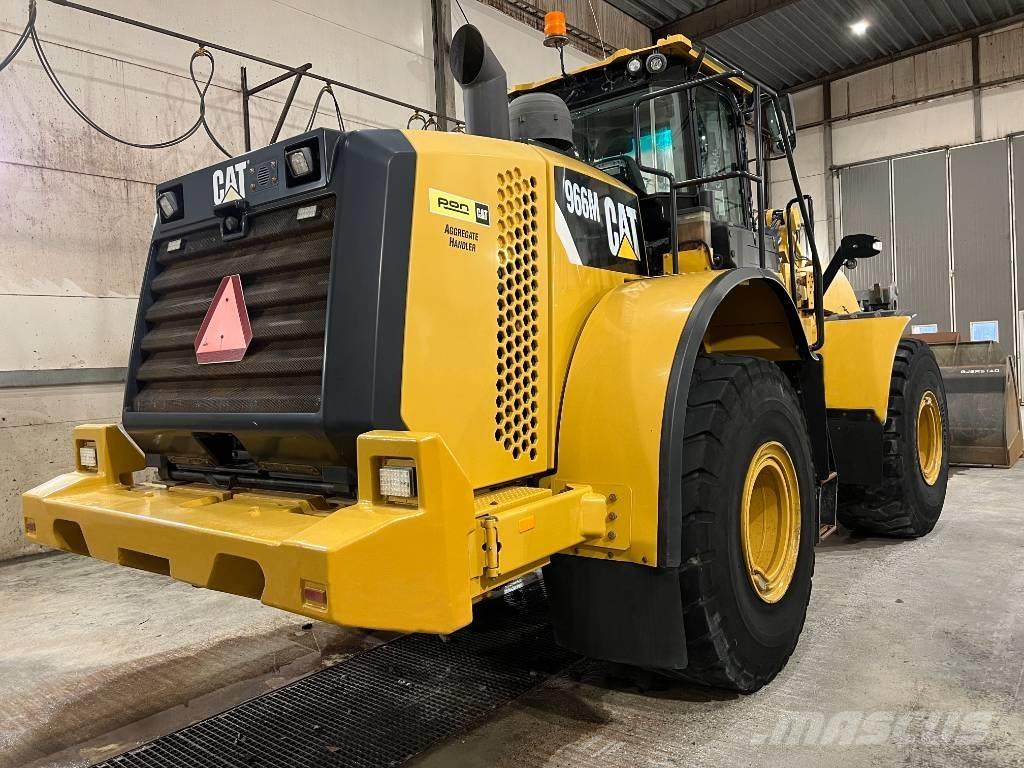 CAT 966 M Колесни товарачи