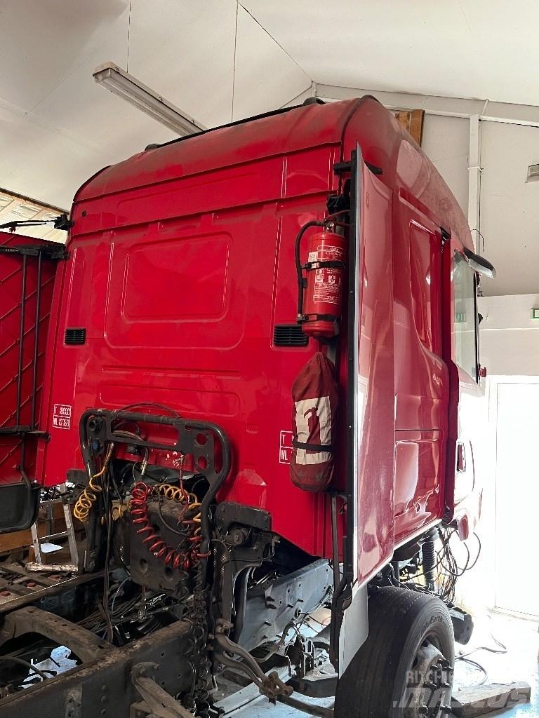 Scania CR19H Кабини
