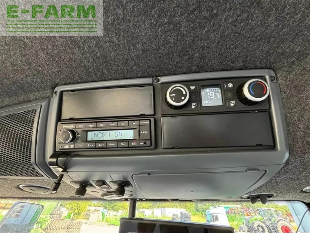 Valtra q 265 Трактори