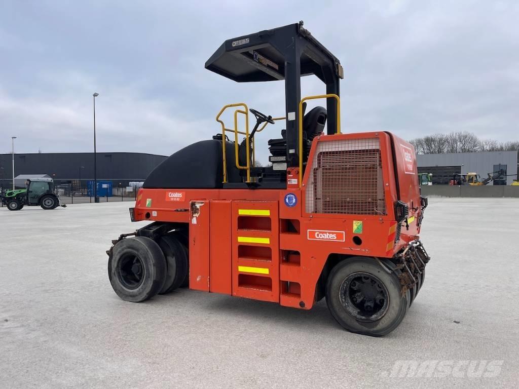 Dynapac CP 142 Пневматични гумени  ролки
