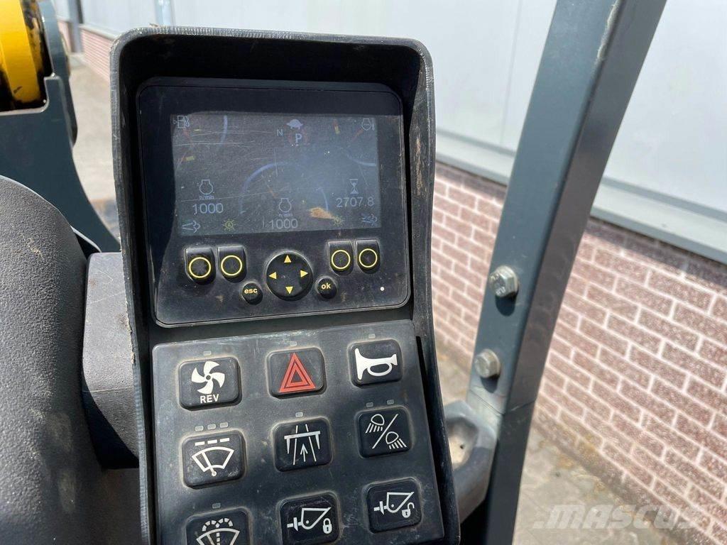 Gehl AL650 Колесни товарачи