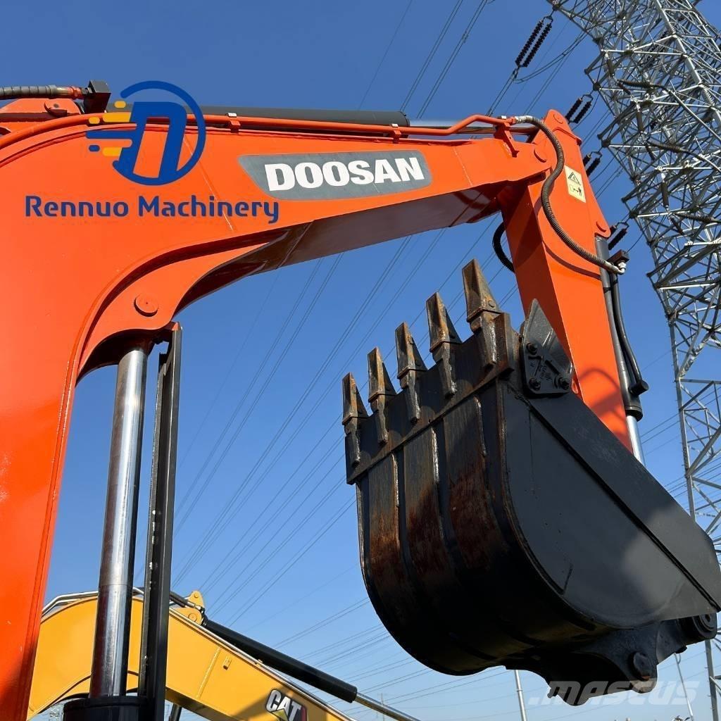 Doosan DX 60 Верижен екскаватор