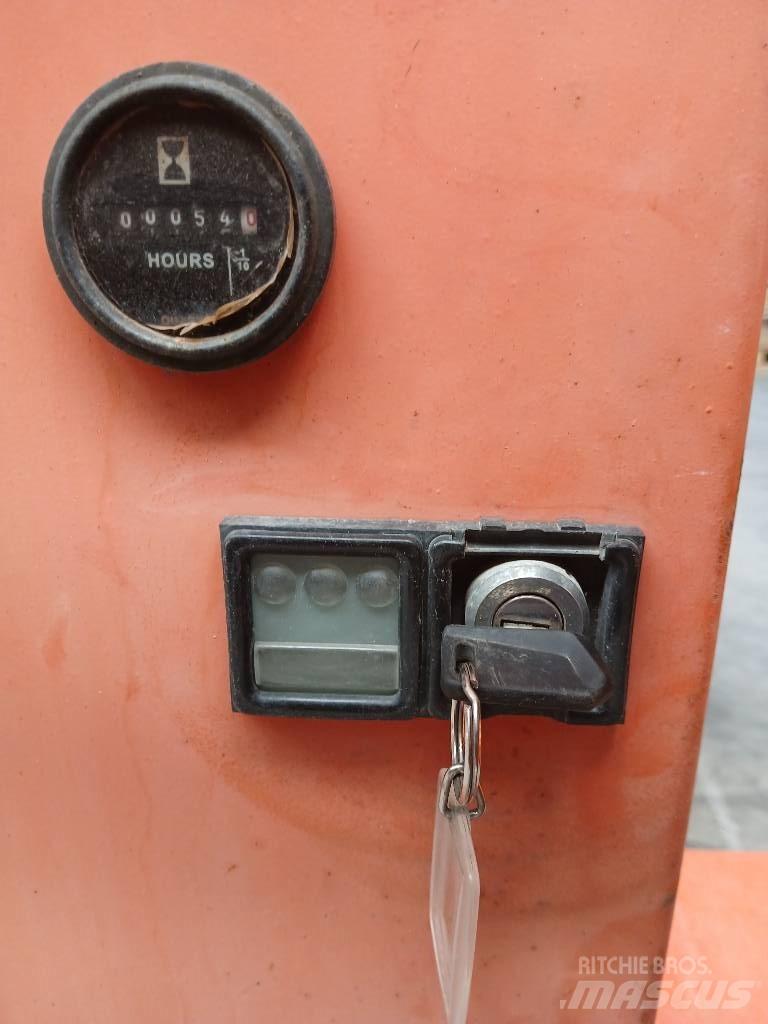 Bernards RCD 1600 Странични самосвали