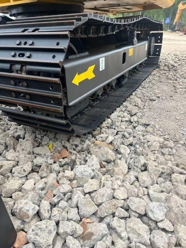 Komatsu PC70-8 Средни екскаватори 7т - 12т