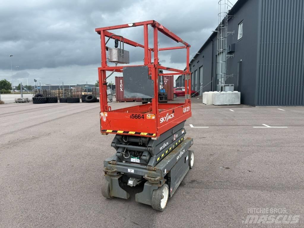 SkyJack SJ 3219 Ножични работни платформи