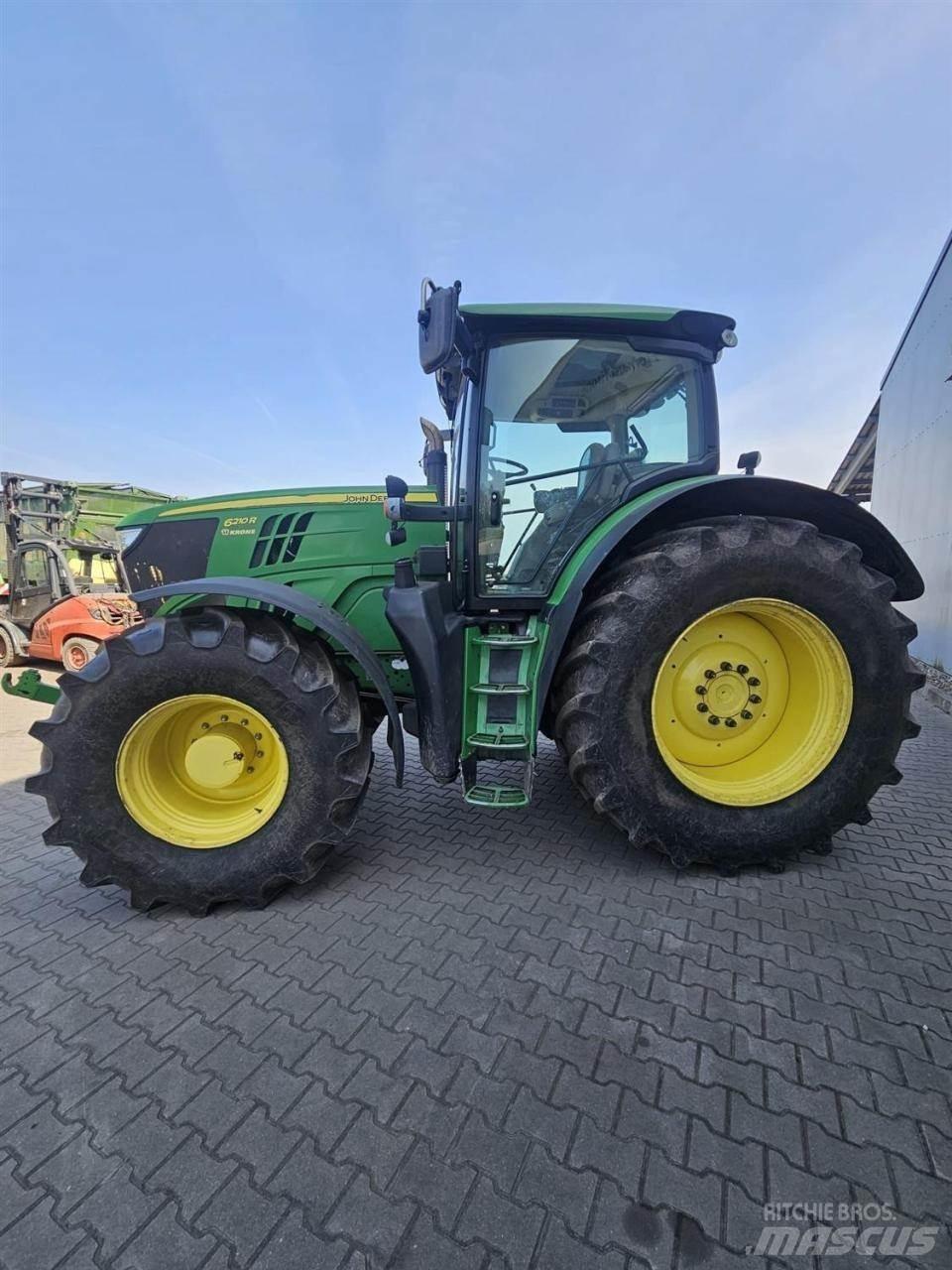 John Deere 6210R Трактори