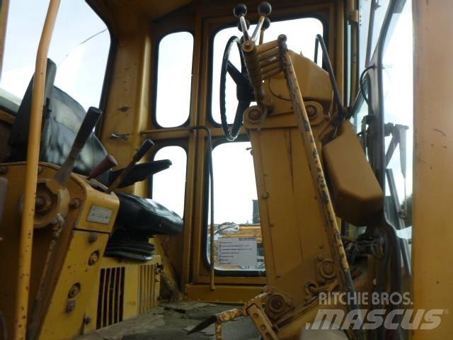 CAT 120 G Грейдери