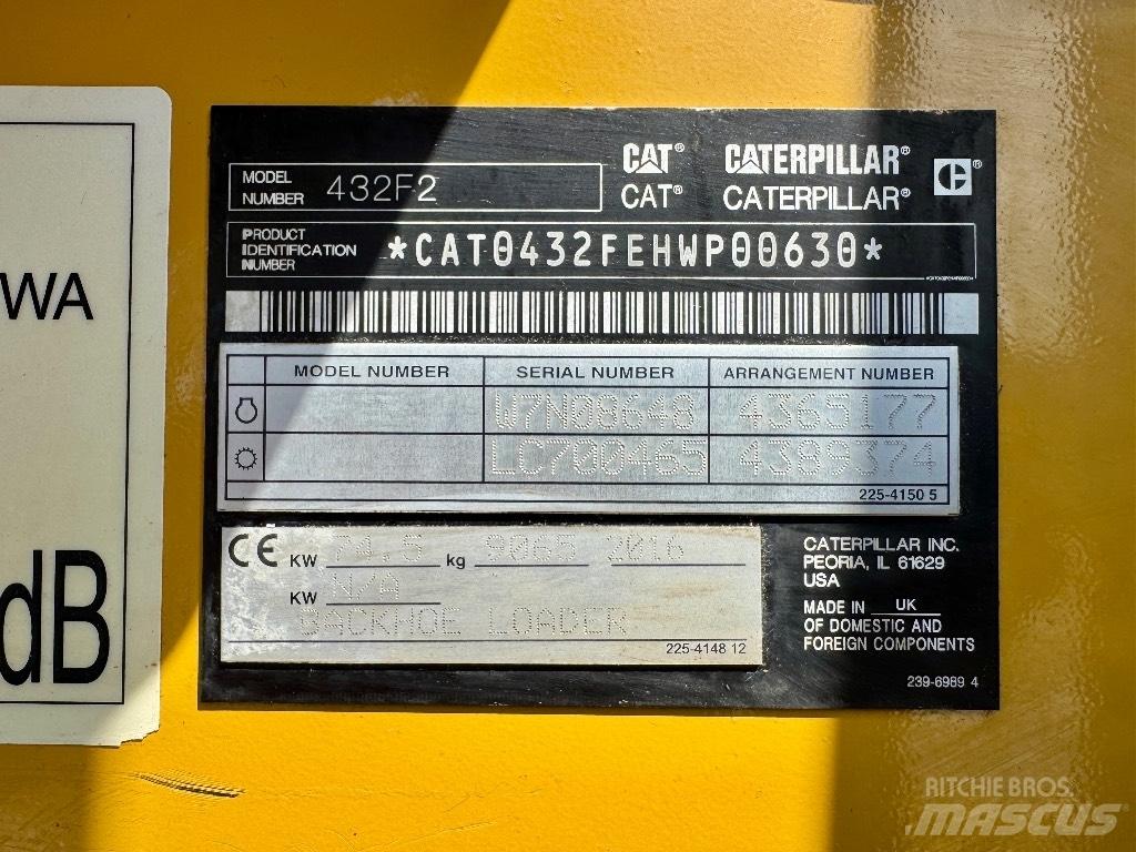CAT 432F2 Товарач със заден ексватор