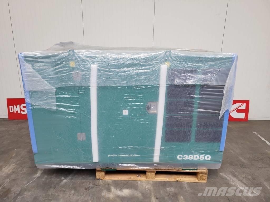 Cummins C38D5Q Дизелови генератори
